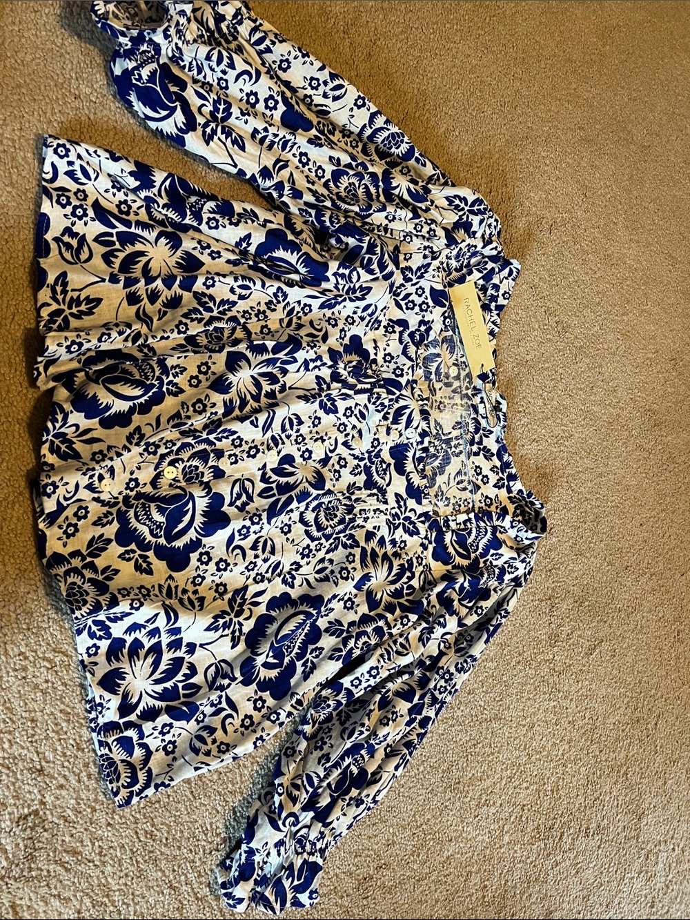 Rachel Zoe women’s Blue and White Floral Blouse. New with tags linen